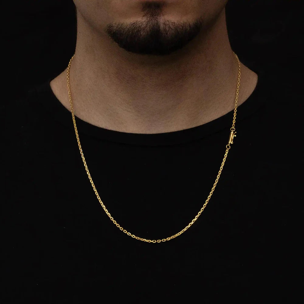 Corrente Cartier Cadeado - 1,5mm 70cm - Banhado a Ouro 18k - 10 miléssimos [ERRADA]